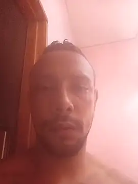 Snapshot of Thiago_Summers chatting on 07-15-26, 02:24 Thiago Summers online show from 07-15-26, 02:24