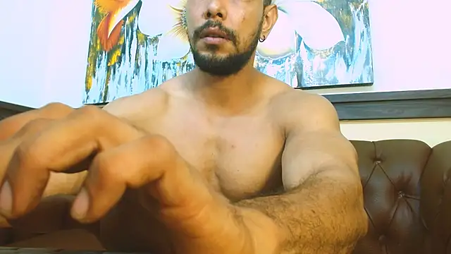 Snapshot of Thiago_Summers chatting on 02-18-26, 01:40 Thiago Summers online show from 02-18-26, 01:40