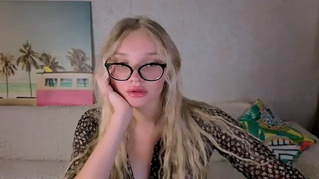 BoysLoveBlondee online show from 09-29-25, 08:10