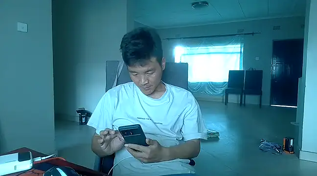 Snapshot of kisstoyousoon2024 chatting on 03-17-25, 01:29 kisstoyousoon2024 online show from 03-17-25, 01:29