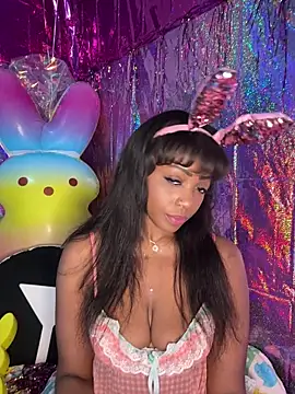 Snapshot of Blazerina chatting on 04-05-26, 07:15 Blazerina online show from 04-05-26, 07:15