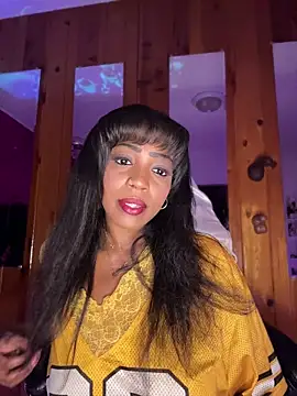 Snapshot of Blazerina chatting on 04-06-26, 04:46 Blazerina online show from 04-06-26, 04:46