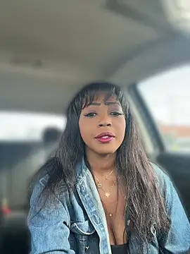 Snapshot of Blazerina chatting on 04-13-26, 09:30 Blazerina online show from 04-13-26, 09:30