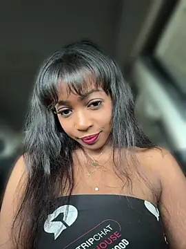 Snapshot of Blazerina chatting on 04-12-26, 10:46 Blazerina online show from 04-12-26, 10:46