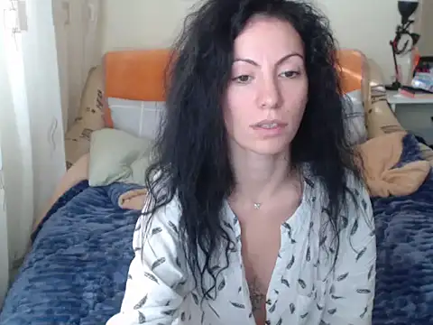 Emmatoo online show from 11-15-25, 08:40