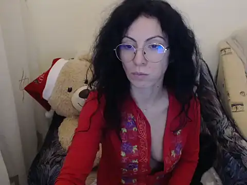 Emmatoo online show from 12-22-25, 01:22