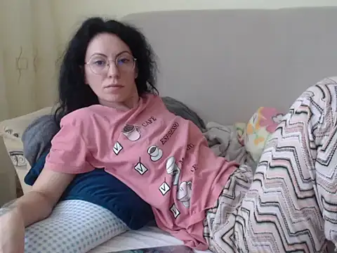 Emmatoo online show from 02-24-26, 07:42