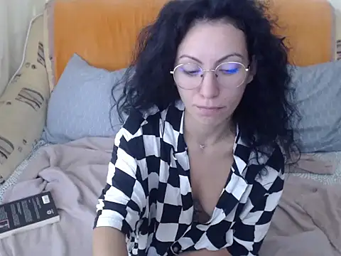 Emmatoo online show from 11-02-25, 10:53