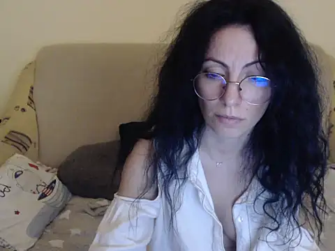 Emmatoo online show from 02-20-26, 07:49