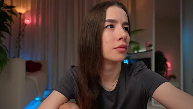 Amely Young online show from 06-05-26, 01:32