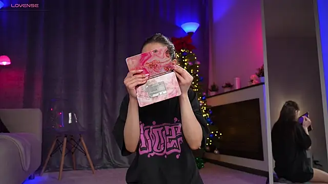 Amely Young online show from 01-12-26, 02:07