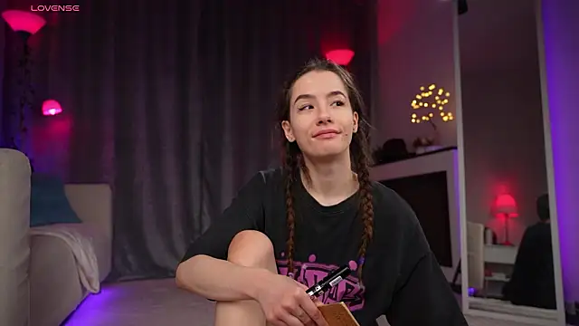 Amely Young online show from 02-21-26, 12:56