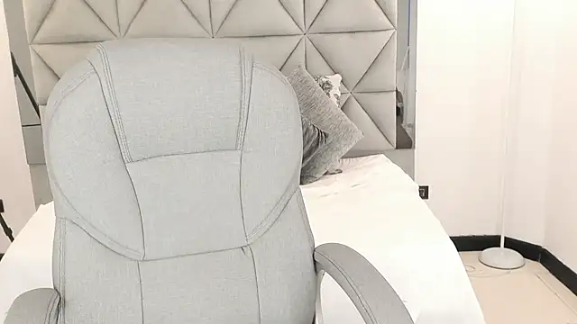 celestica rose online show from 03-27-26, 10:00