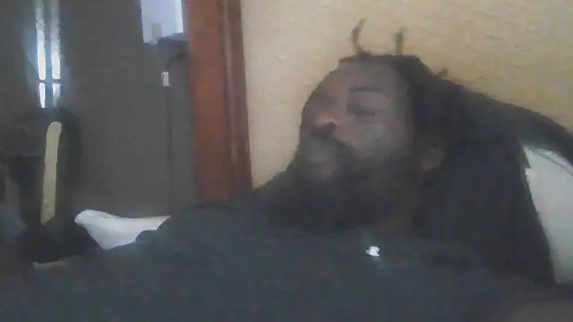 Snapshot of Mrbbc803 chatting on 09-23-25, 03:35 Mrbbc803 online show from 09-23-25, 03:35