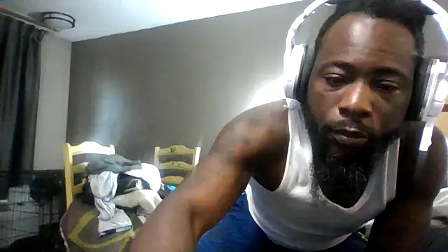 Snapshot of Mrbbc803 chatting on 10-07-25, 09:38 Mrbbc803 online show from 10-07-25, 09:38