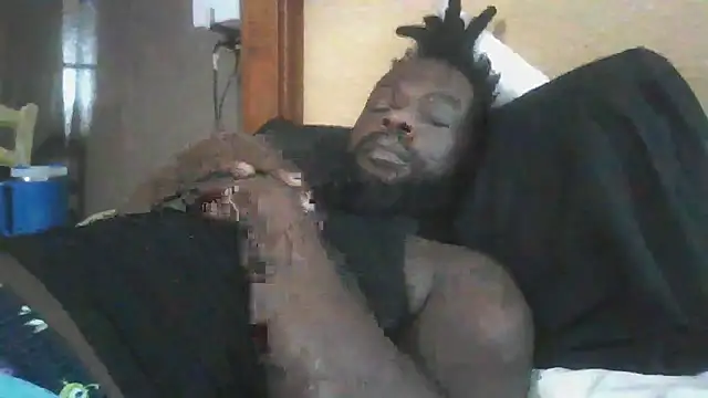 Snapshot of Mrbbc803 chatting on 10-18-25, 05:20 Mrbbc803 online show from 10-18-25, 05:20