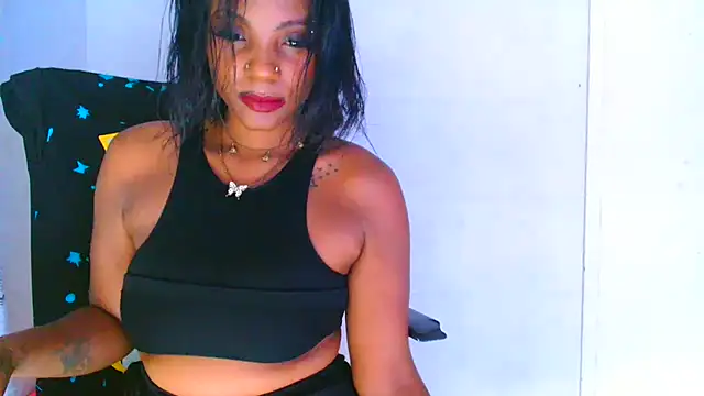 Snapshot of SAVAGExBOO chatting on 10-17-25, 12:14 SAVAGExBOO online show from 10-17-25, 12:14