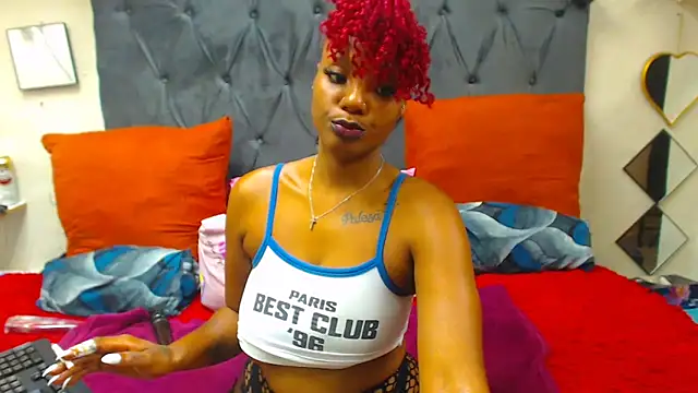 Snapshot of SAVAGExBOO chatting on 03-11-25, 10:09 SAVAGExBOO online show from 03-11-25, 10:09