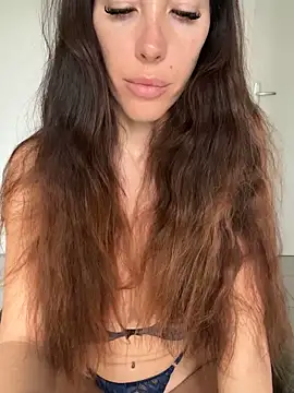 Eyline online show from 02-19-25, 02:44