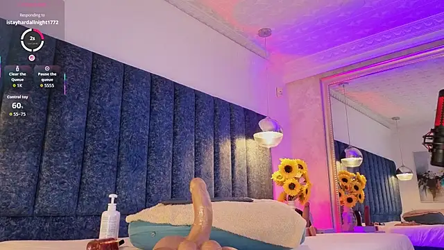Snapshot of HannaRed_ chatting on 06-29-26, 07:35 HannaRed online show from 06-29-26, 07:35