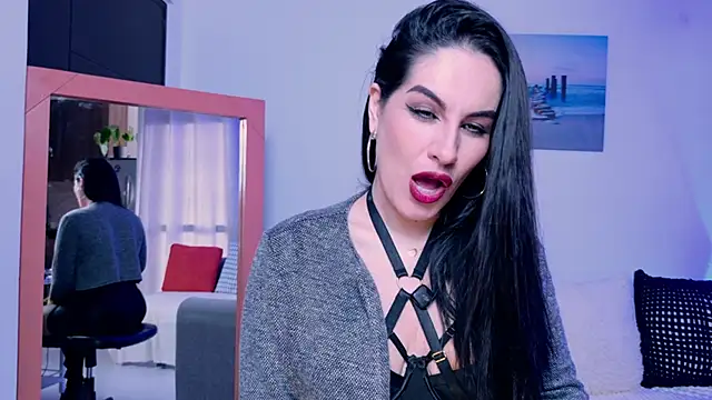 Pamela Rosal online show from 10-07-25, 01:01