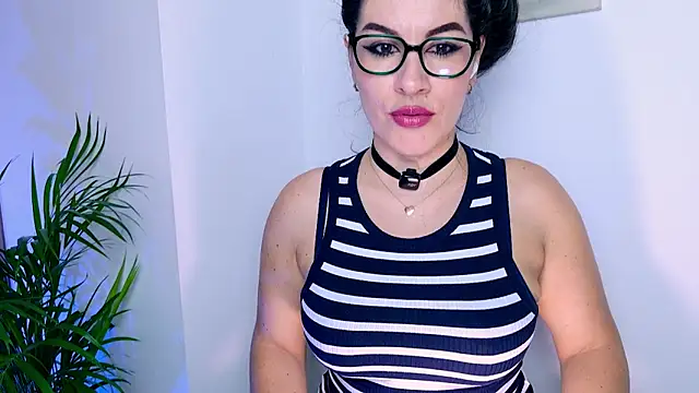 Pamela Rosal online show from 04-24-26, 12:56