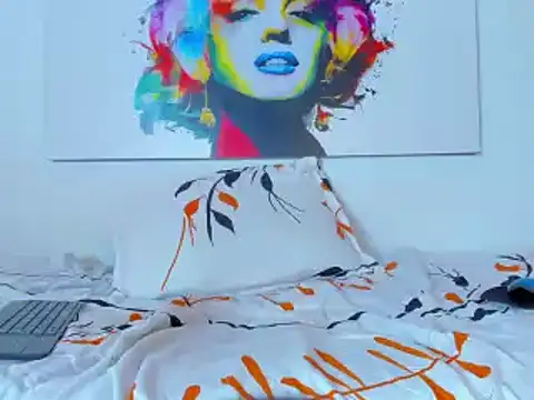 Snapshot of sweetts_skailer chatting on 02-05-25, 04:58 sweetts skailer online show from 02-05-25, 04:58