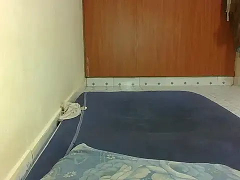 hotebbbyy online show from 04-04-26, 10:55