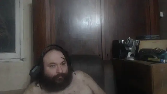Snapshot of hairyhulk chatting on 01-26-25, 06:59 hairyhulk online show from 01-26-25, 06:59