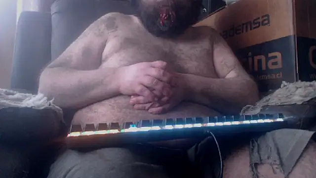 Snapshot of hairyhulk chatting on 10-24-25, 08:41 hairyhulk online show from 10-24-25, 08:41