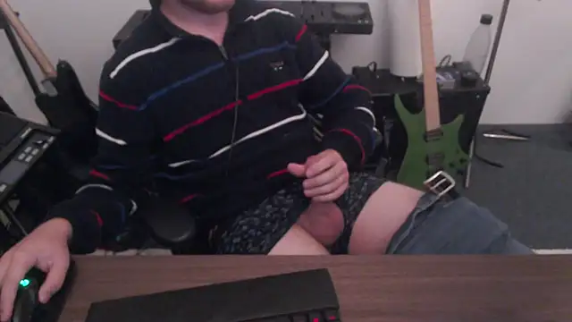 050kek2 online show from 10-27-25, 03:24