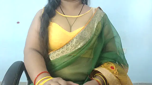 Snapshot of sapna-ji chatting on 09-09-25, 05:39 sapna-ji online show from 09-09-25, 05:39