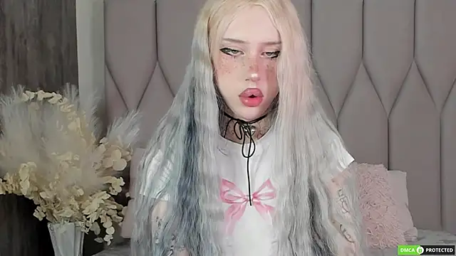 Joy Barker online show from 10-13-25, 01:56