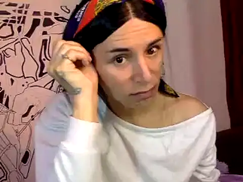 Snapshot of Thematrioshkaoficial24 chatting on 03-18-25, 02:29 Thematrioshkaoficial24 online show from 03-18-25, 02:29