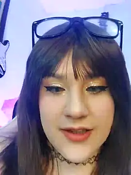Snapshot of ItsNaiixa chatting on 02-02-25, 04:22 ItsNaiixa online show from 02-02-25, 04:22