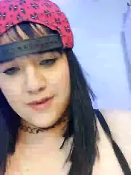 Snapshot of ItsNaiixa chatting on 01-19-25, 02:36 ItsNaiixa online show from 01-19-25, 02:36