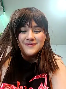 ItsNaiixa online show from 04-19-26, 06:10