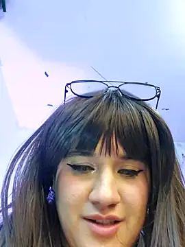 Snapshot of ItsNaiixa chatting on 02-15-25, 10:42 ItsNaiixa online show from 02-15-25, 10:42