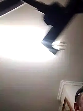 lobito1997 online show from 10-21-25, 02:22