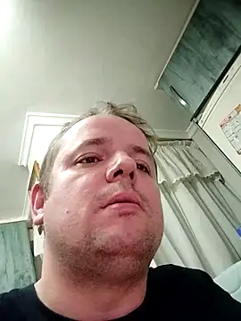 lobito1997 online show from 11-06-25, 02:04