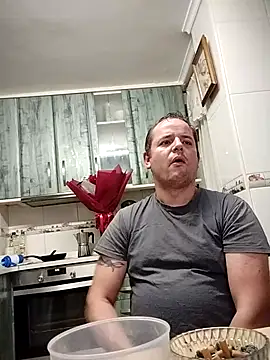 lobito1997 online show from 11-16-25, 01:54