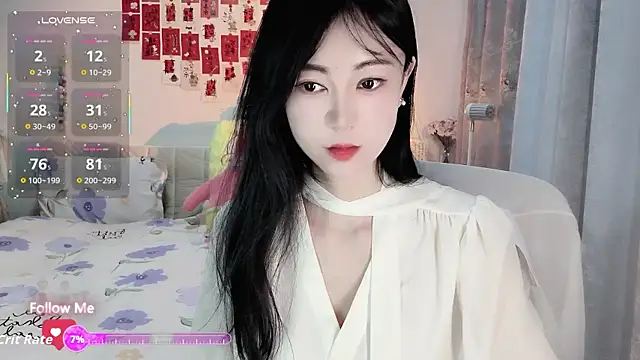 Lisa-s online show from 12-23-25, 03:28