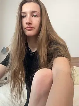 KateRedgar online show from 04-13-26, 11:47