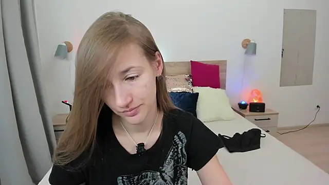 KateRedgar online show from 02-21-26, 01:46