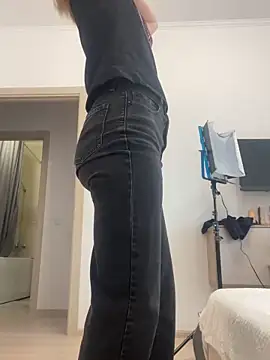 KateRedgar online show from 09-26-25, 07:15