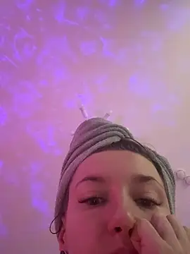 KateRedgar online show from 03-19-26, 02:06