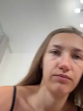 KateRedgar online show from 12-02-25, 07:54