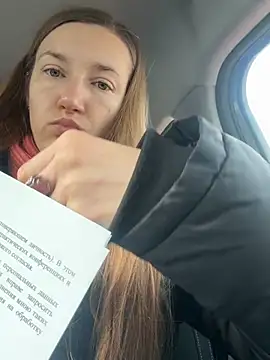 KateRedgar online show from 03-10-26, 10:19