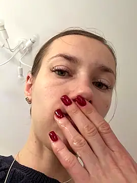 KateRedgar online show from 09-25-25, 12:44