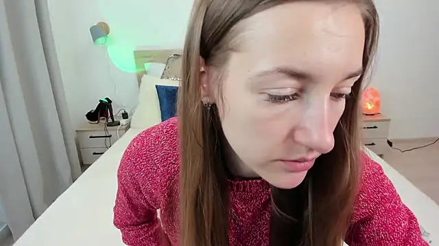 KateRedgar online show from 10-31-25, 12:35